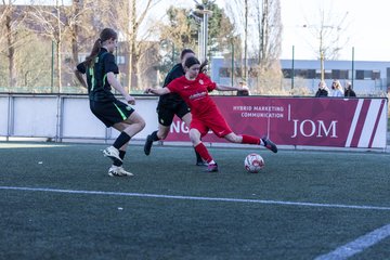 Bild 82 - wBJ Eimsbuettler TV - VfL Wolfsburg : Ergebnis: 1:3